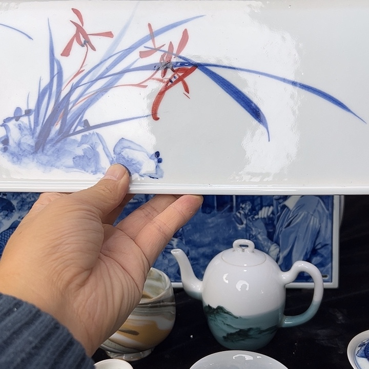 牜***ō青花纯手工兰花茶盘