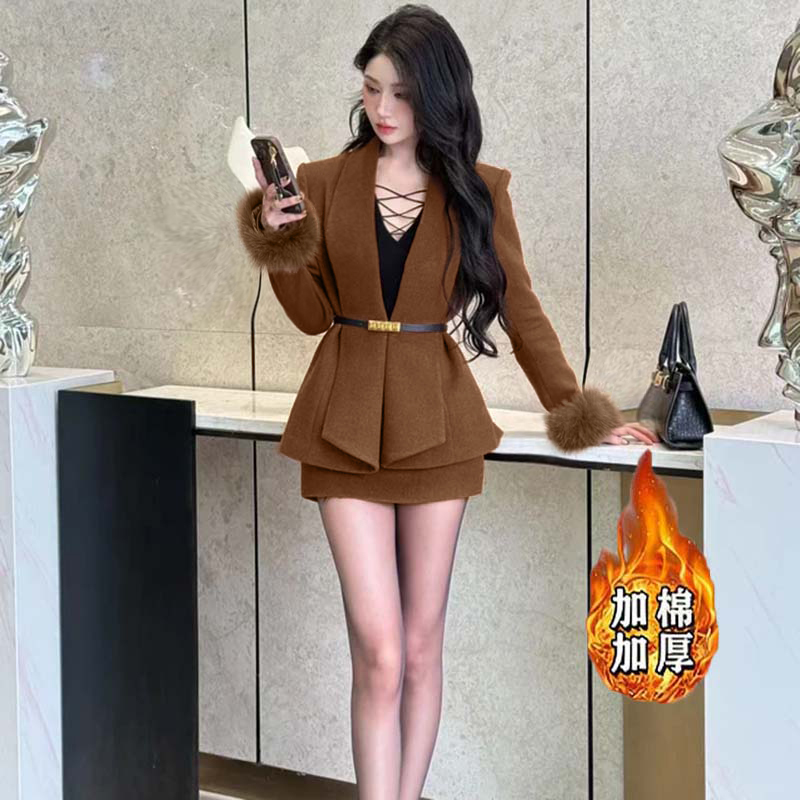 【加棉加厚】【两件套【含腰带】】秋冬季显瘦时尚套装网红短裙JT0228