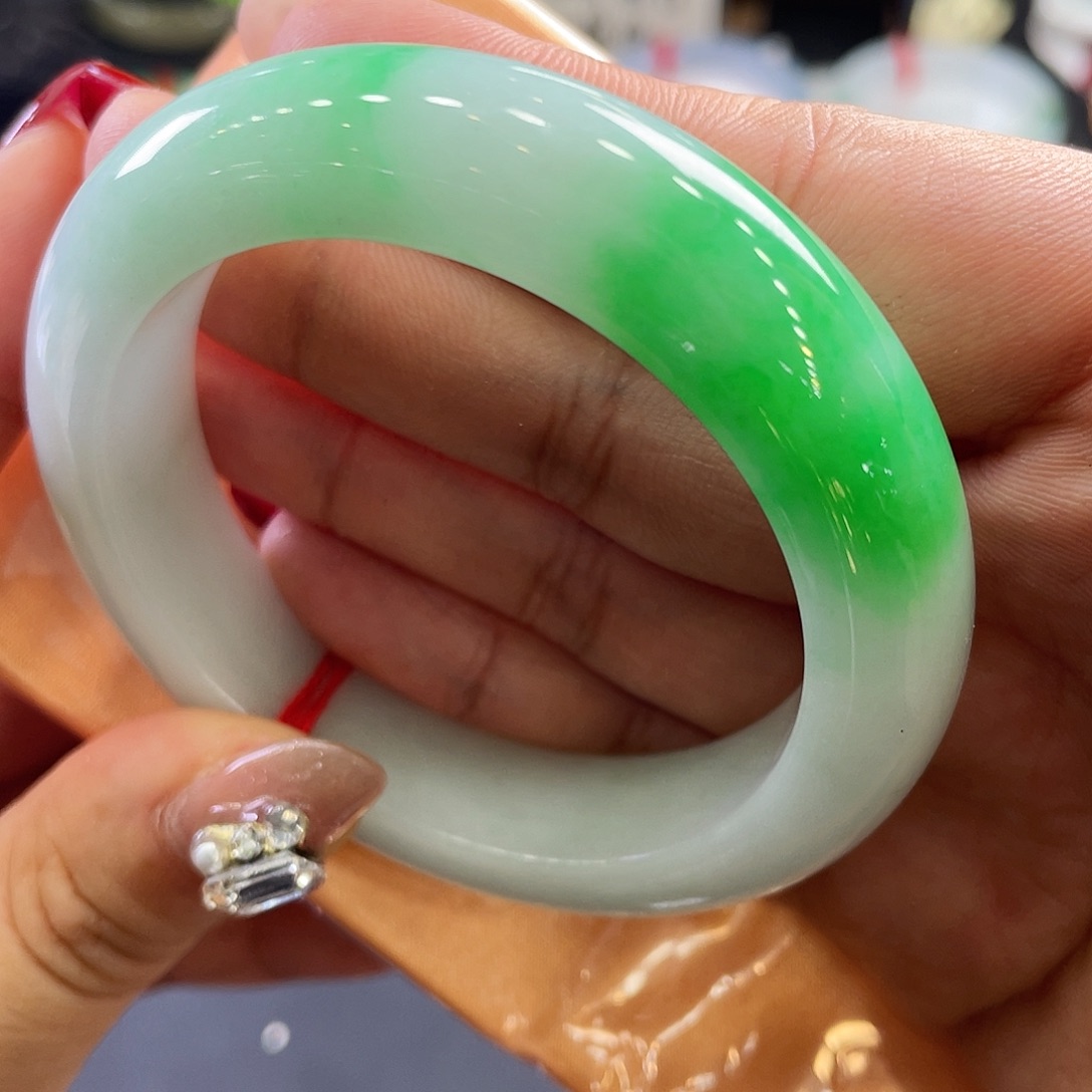 未镶嵌手镯翡翠厚妆白底青54.5圈72号