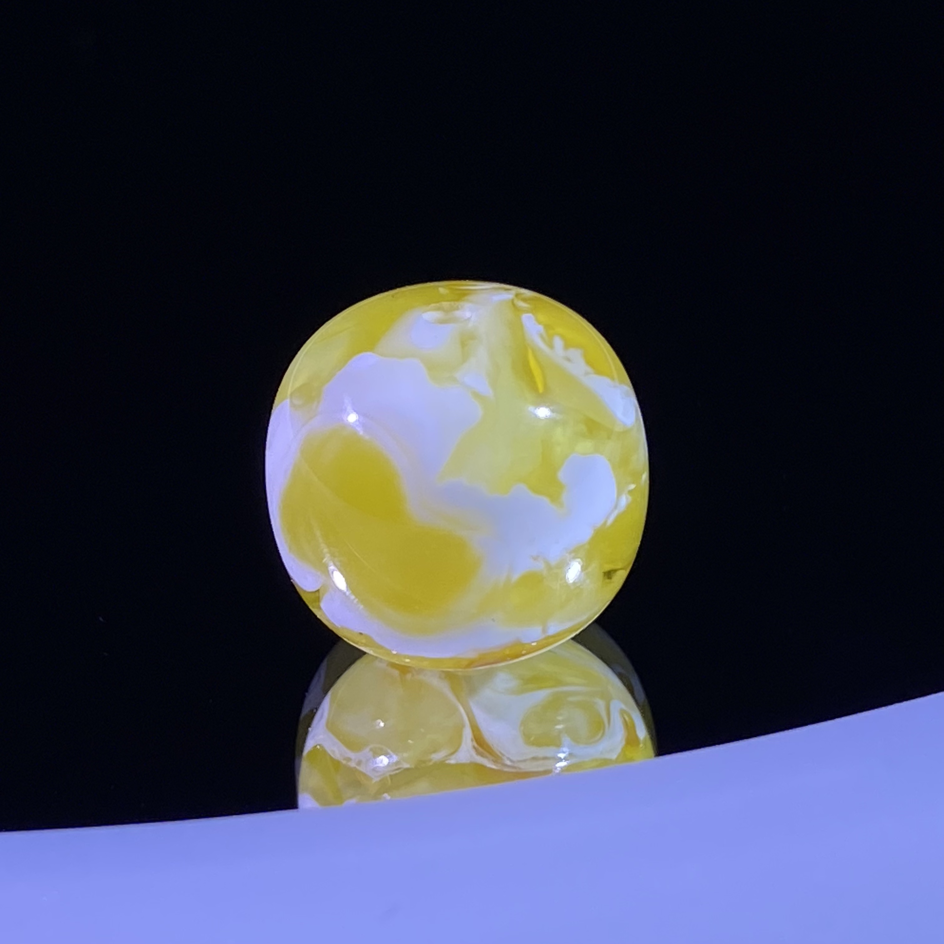 12.5mm金漆白溶洞妖花蜜蜡老型 全品配串好看