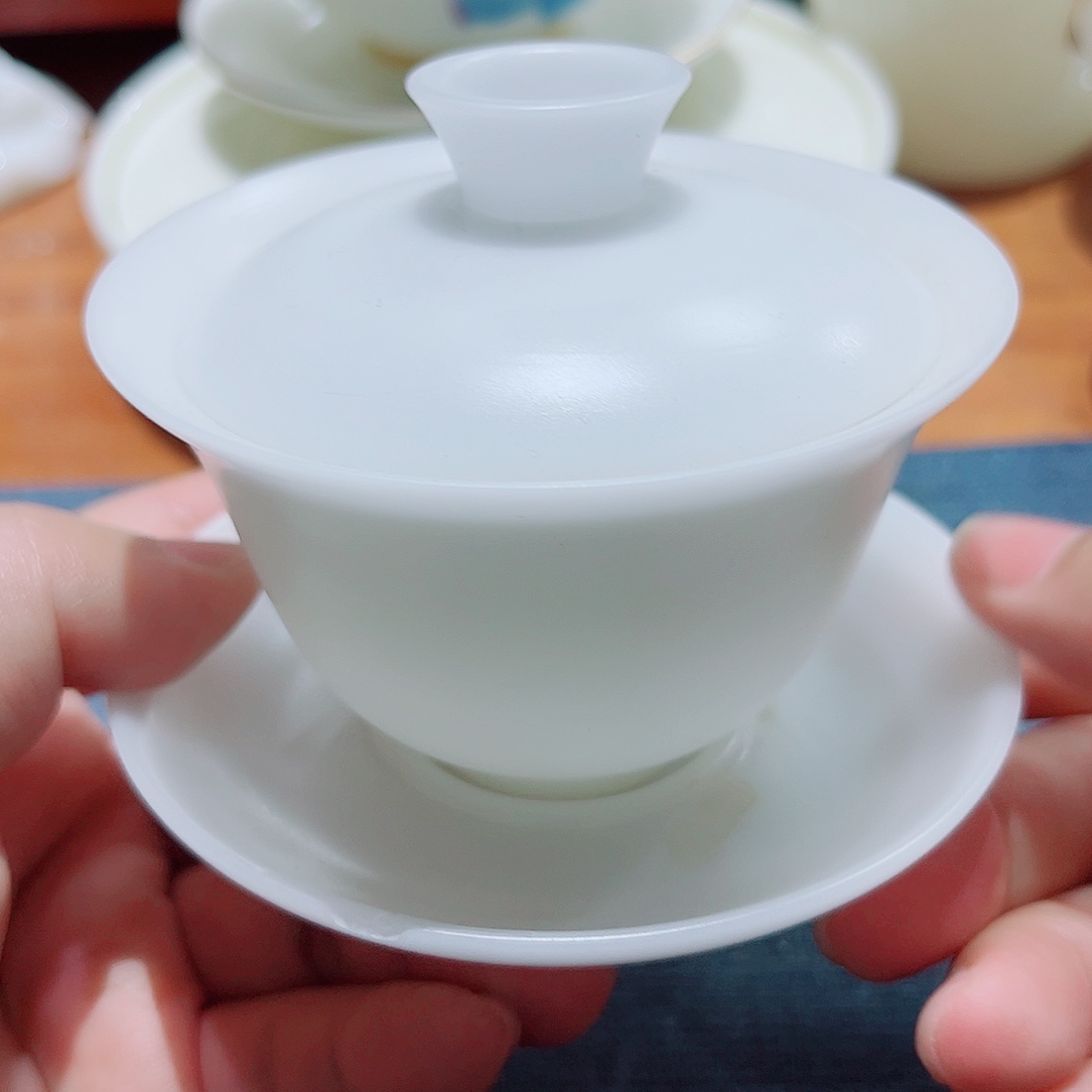 奔***】陶2个小微瑕110cccc