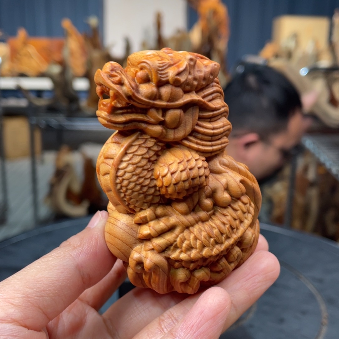 柏木（崖柏）手把件龙