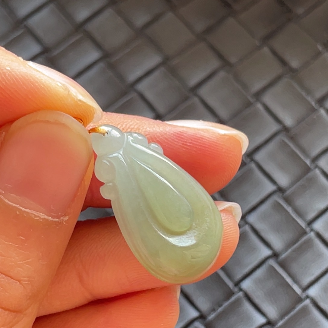 翡翠颈饰18K金镶嵌福利