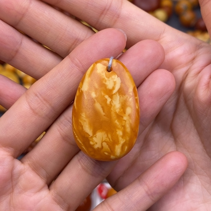 琥珀未镶嵌裸石蜜蜡M