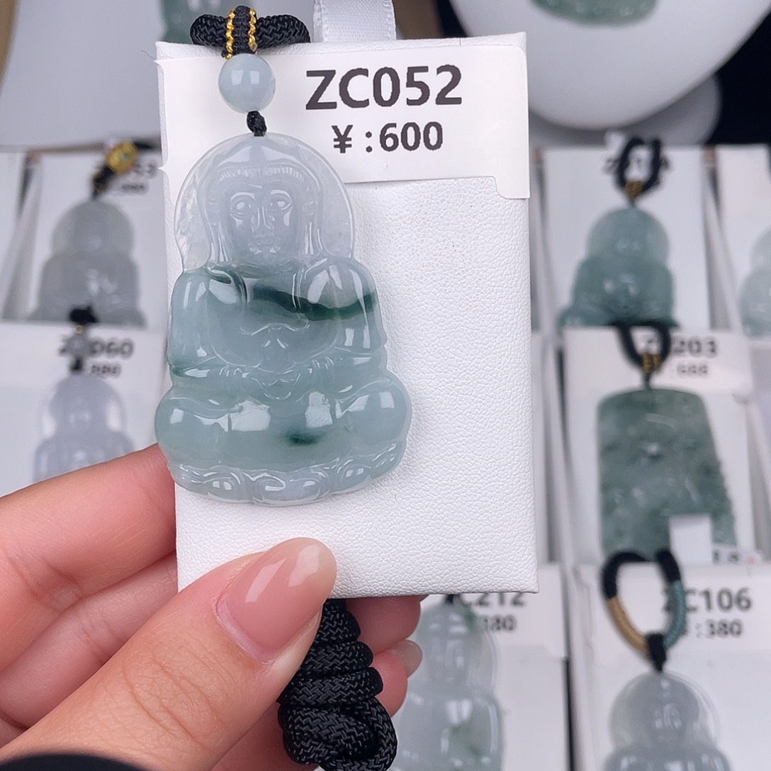 翡翠未镶嵌颈饰zc052