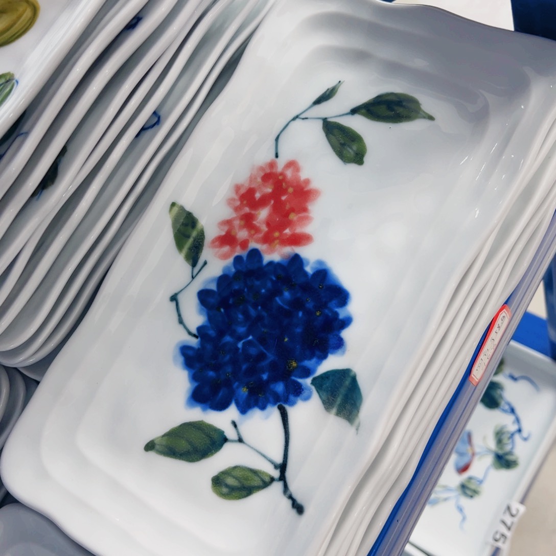 景德镇陶瓷手工手绘制作