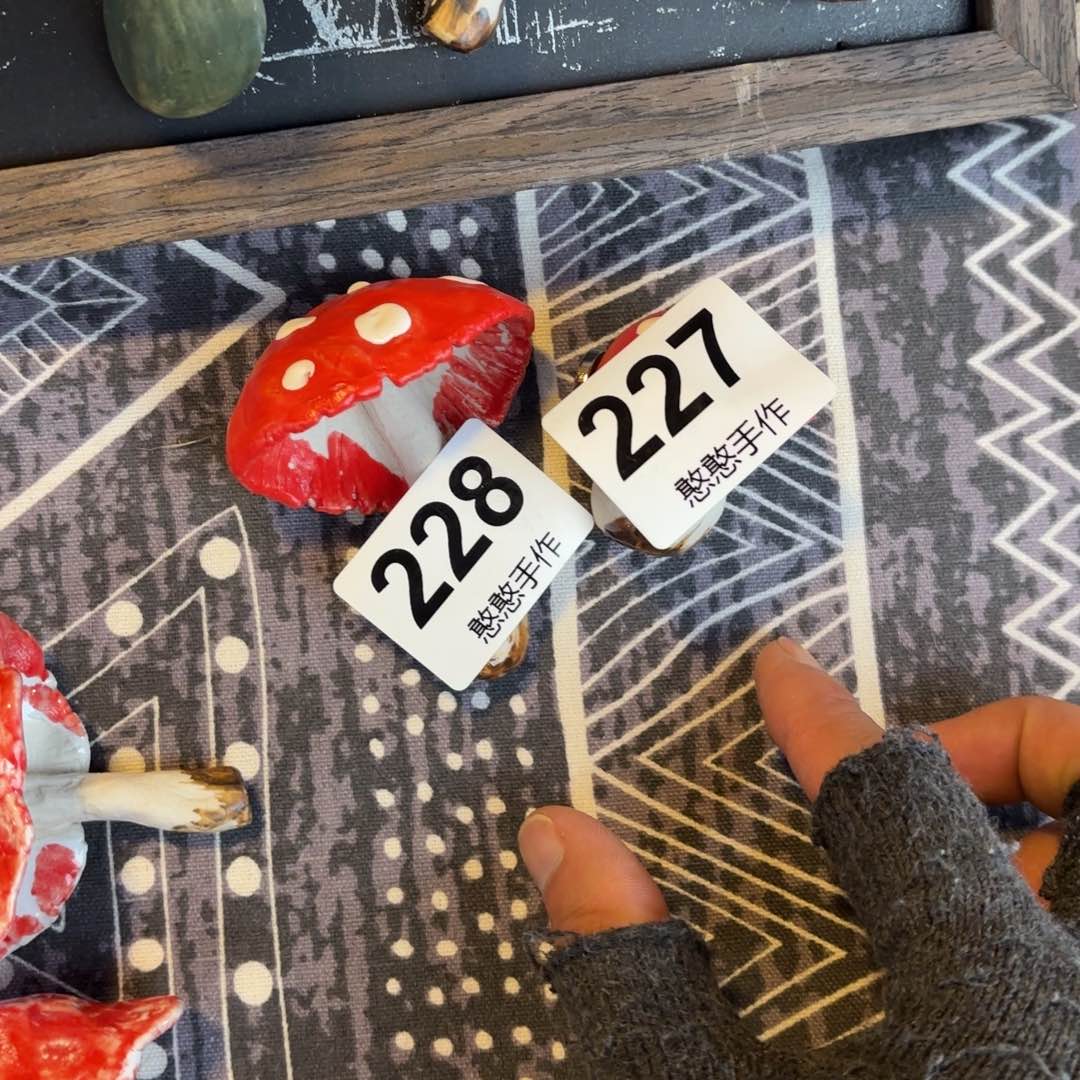 瓷片ღ****可爱的犹犹豫豫犹犹豫豫