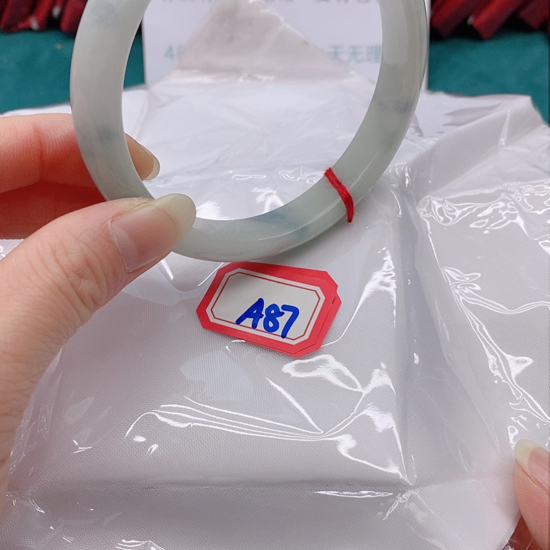 翡翠手镯未镶嵌用****7A877777777