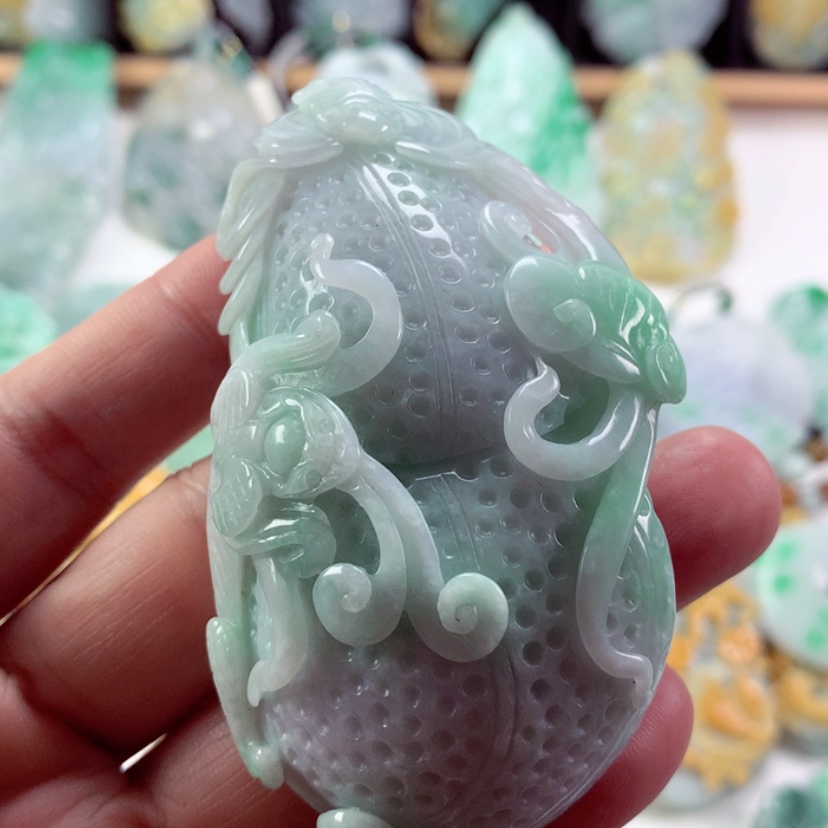 【闪购商品】翡翠吊坠(不含链)未镶嵌