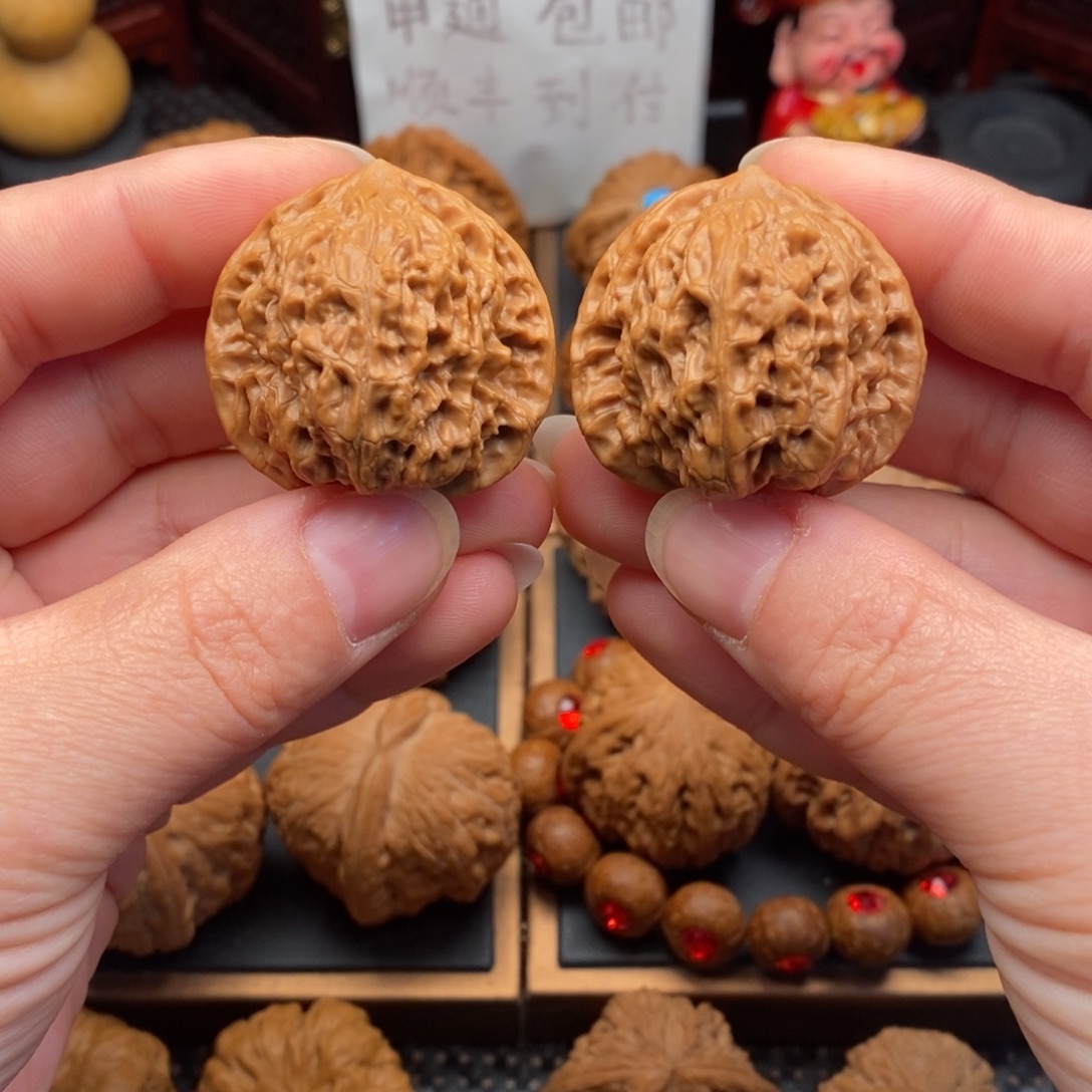 文玩核桃把件野生狮子头37尺