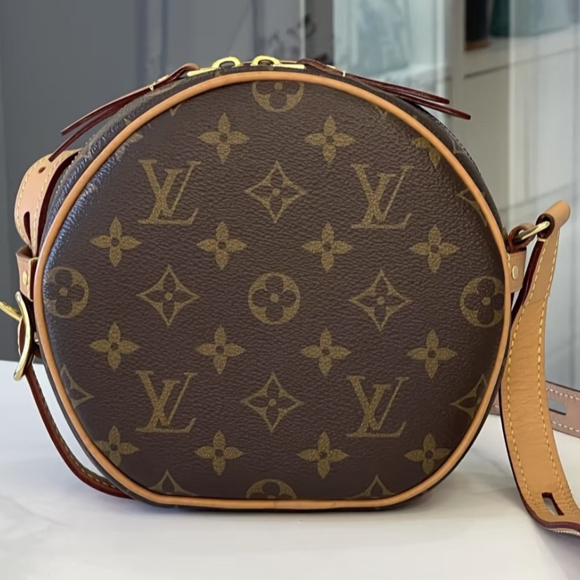 99新 LouisVuitton/路易威登 软圆饼小号现代款