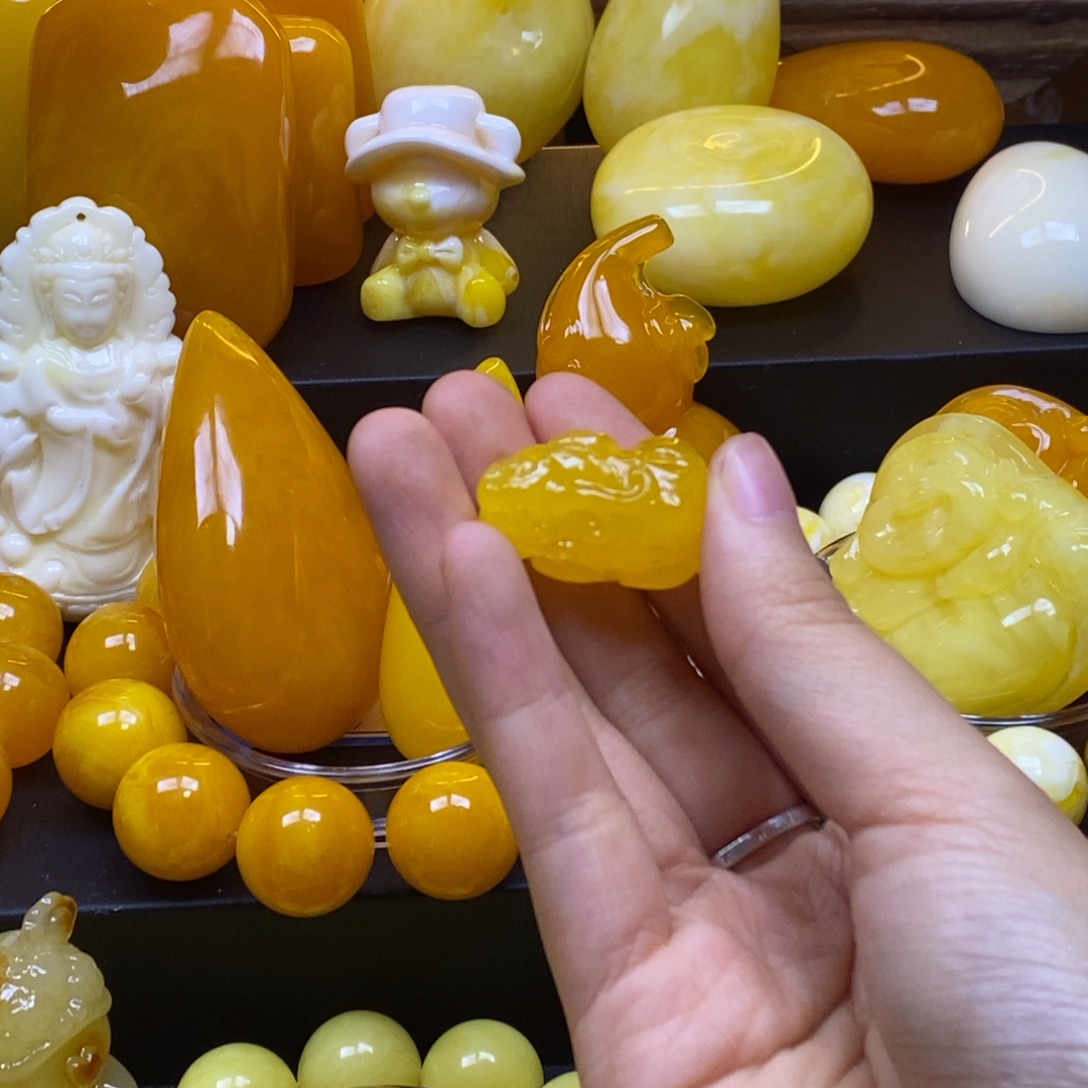 倪***生非金属全品无暇小号貔貅