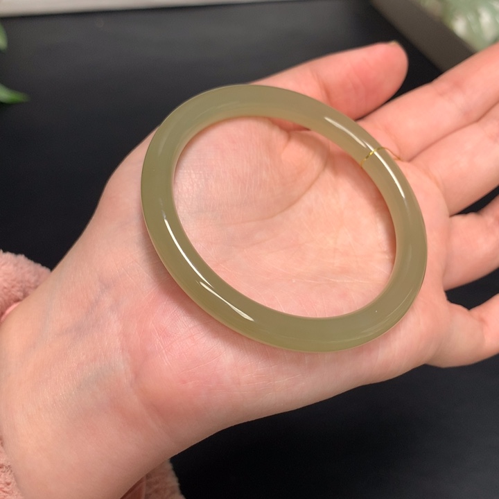 和田玉手镯未镶嵌57