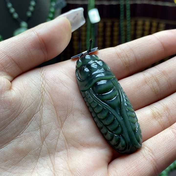 和田玉吊坠未镶嵌