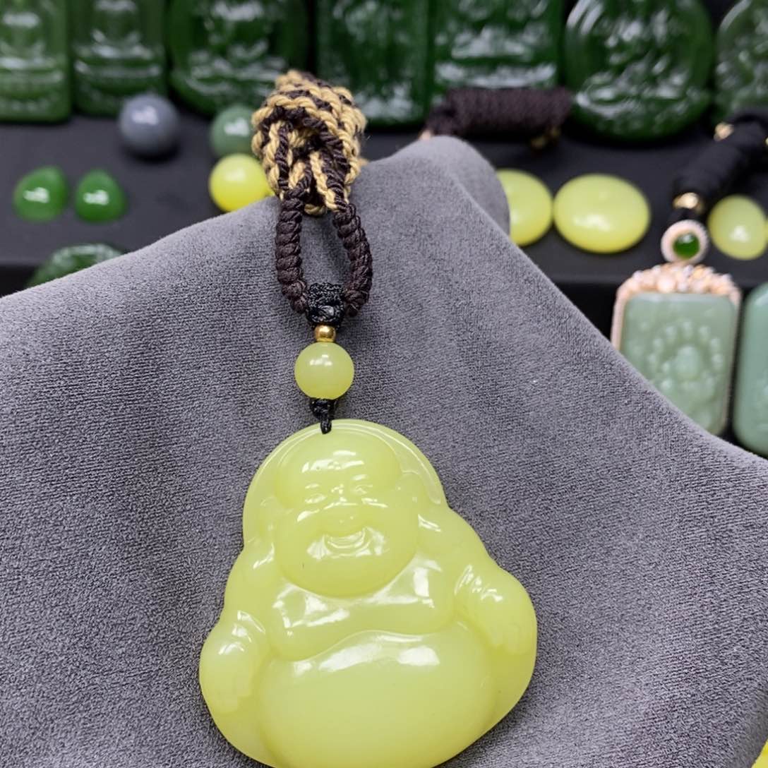 和田玉（黄玉）颈饰未镶嵌