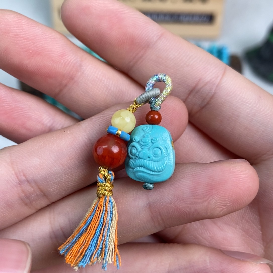 绿松石雕刻未镶嵌