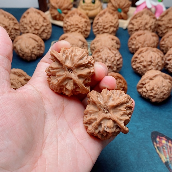 文玩核桃把件苹果园40