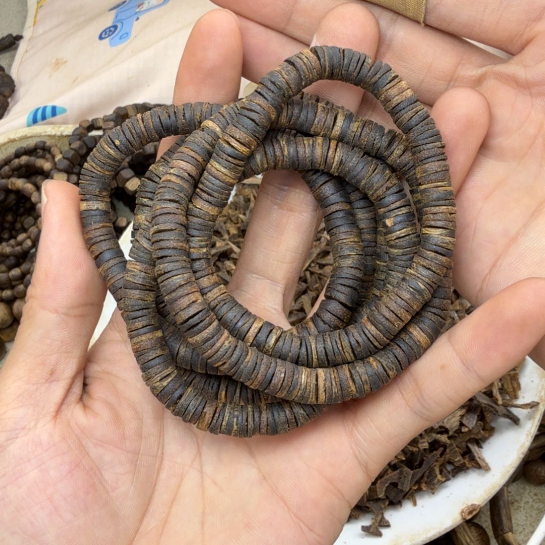 沉香碎屑沉香单圈沉水片珠7克多样性发一