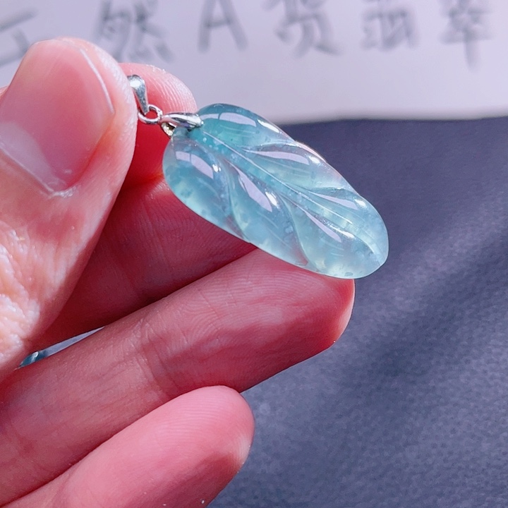 翡翠颈饰未镶嵌99999999