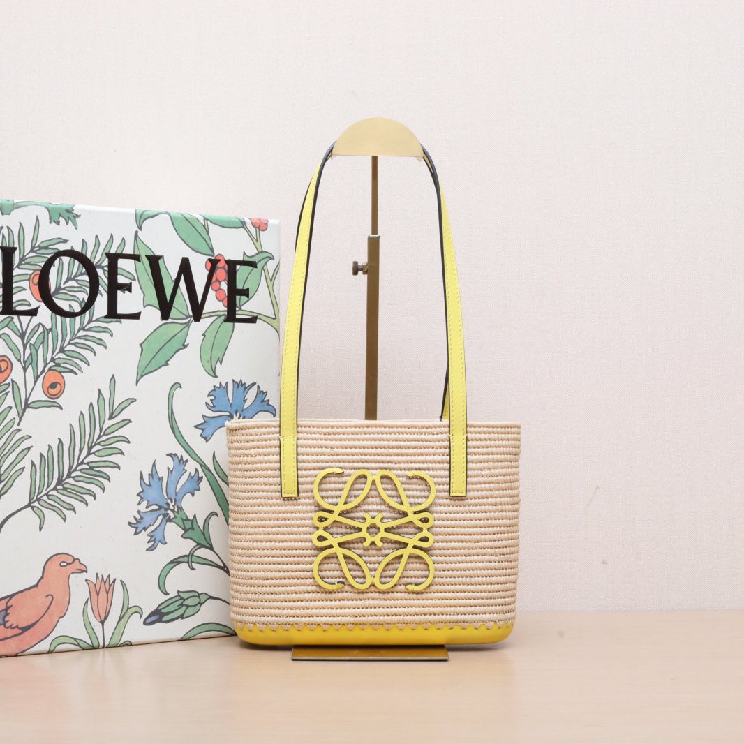 99新 LOEWE/罗意威 黄色 皮革C 草编 编织 菜篮子 /P215562725