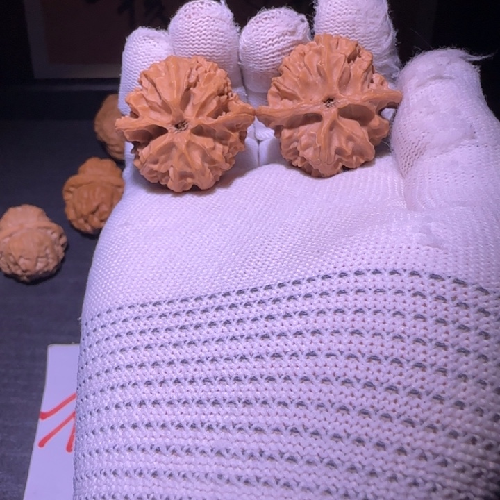 核桃苹果园福利核桃手把件
