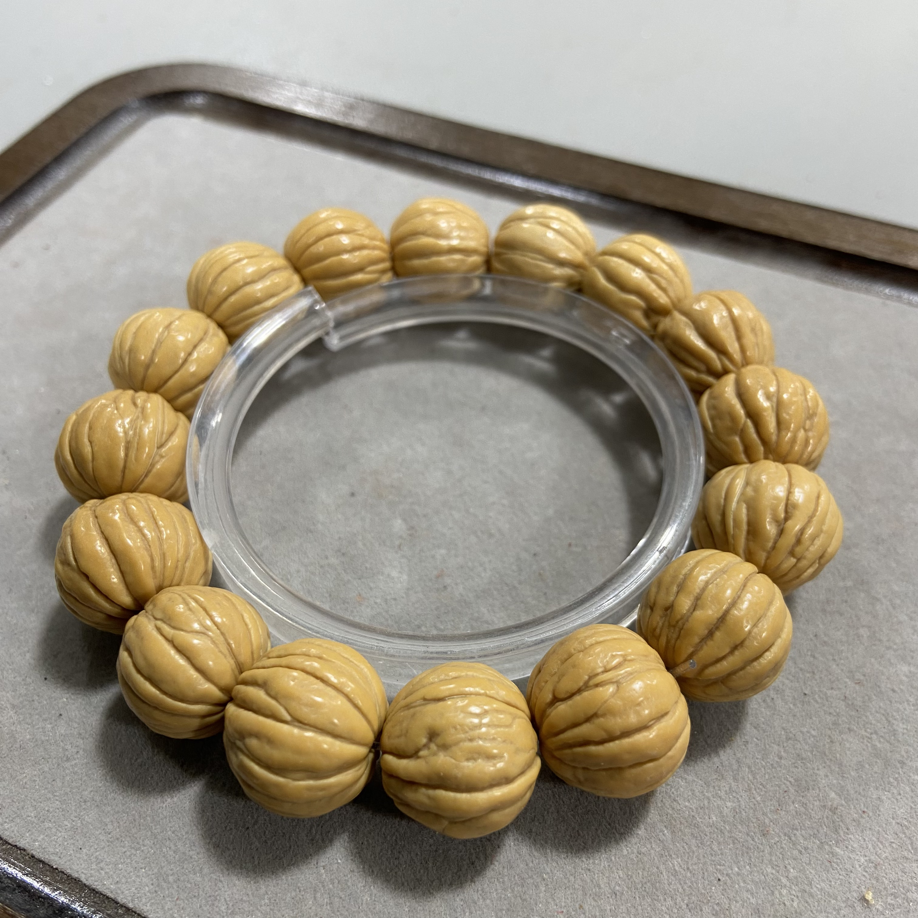 B61猴头佛手 单圈手串