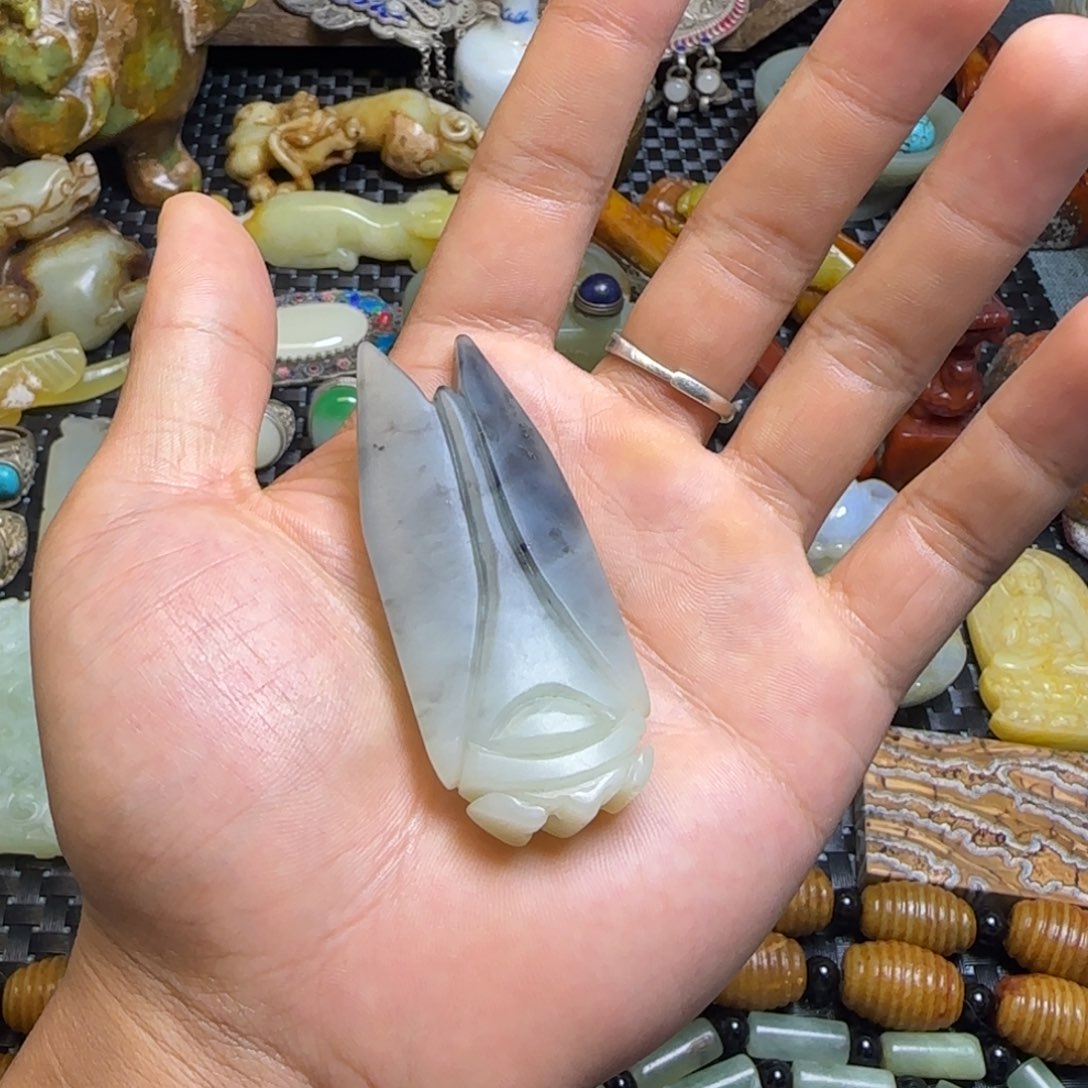 未镶嵌蛇纹石玉颈饰