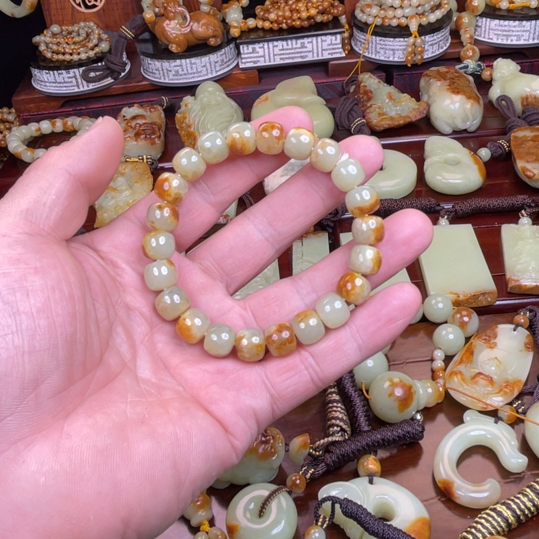 岫岩河磨玉（透闪石质玉）未镶嵌手链