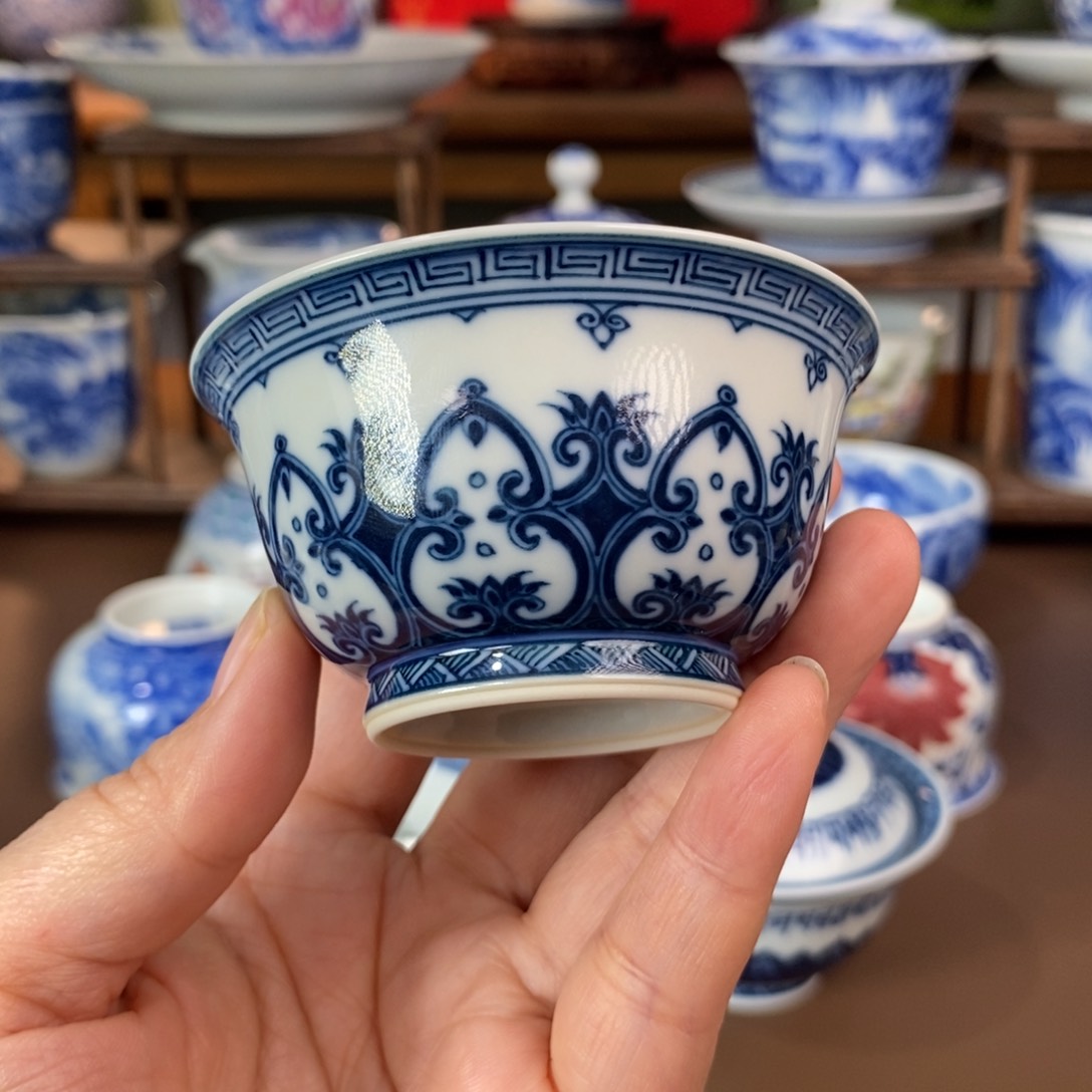 景德镇陶瓷手工手绘