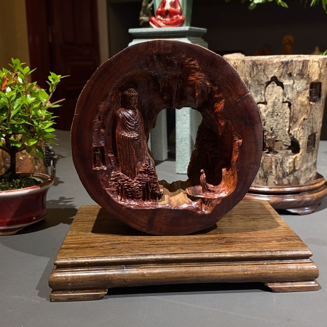 檀香紫檀（小叶紫檀）朱*歌求佛摆件拆房老料