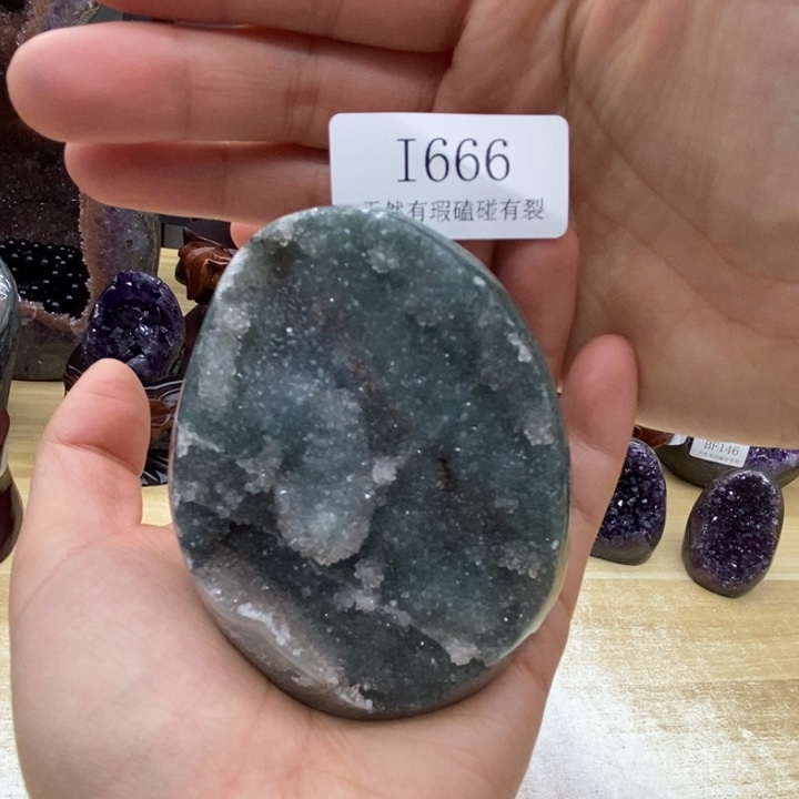 紫晶大型摆件（非配饰）未镶嵌