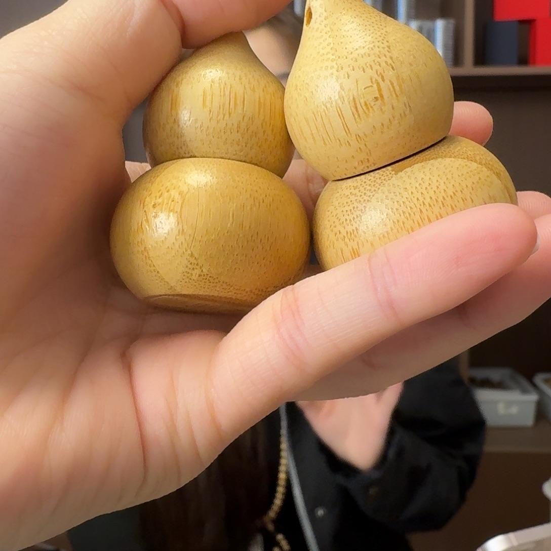 沉香精油沉香沉水留疤加沉水树丁精油各1克