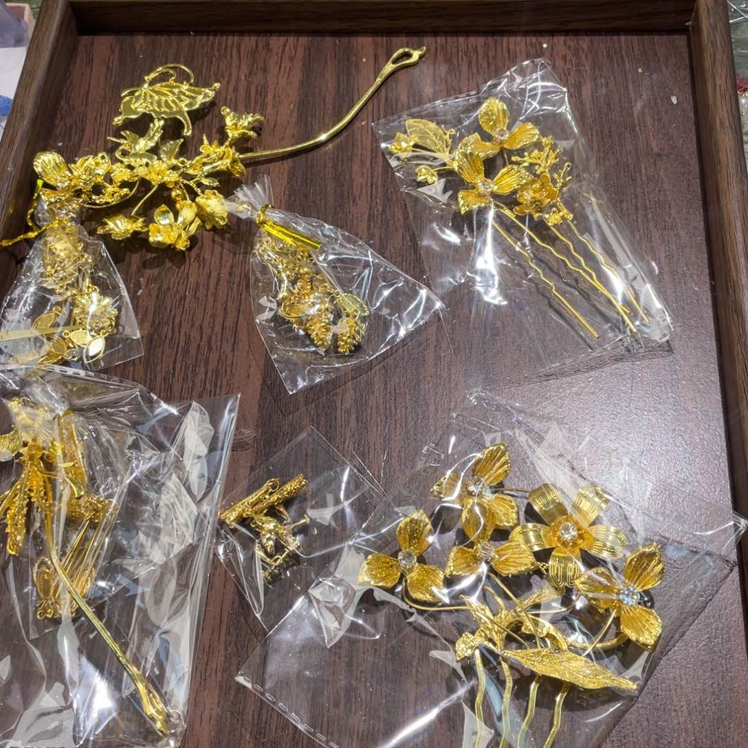 混合材质新娘头饰默认微瑕不退换