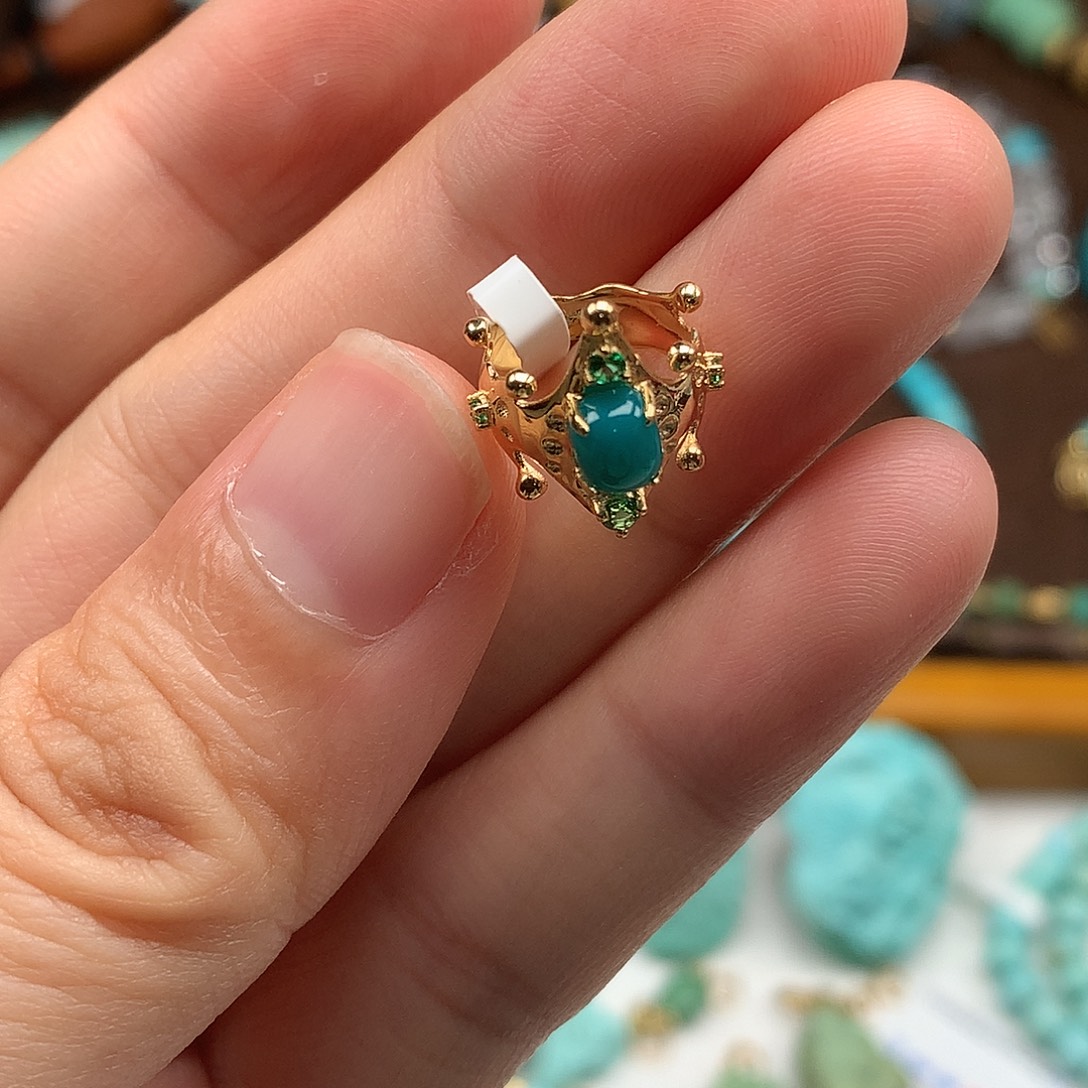 未镶嵌绿松石绿松石