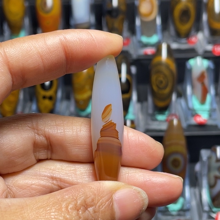 玛瑙/玉髓颈饰未镶嵌