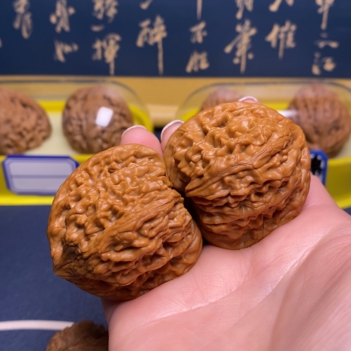 文玩核桃吊坠41虎头王