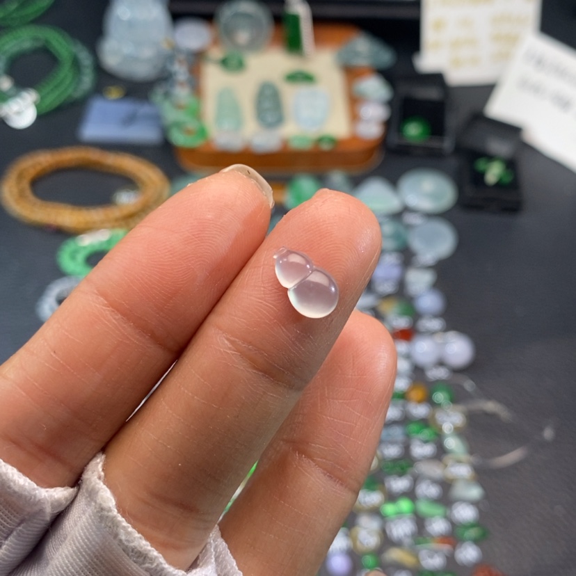 【闪购商品】翡翠挂件未镶嵌葫芦