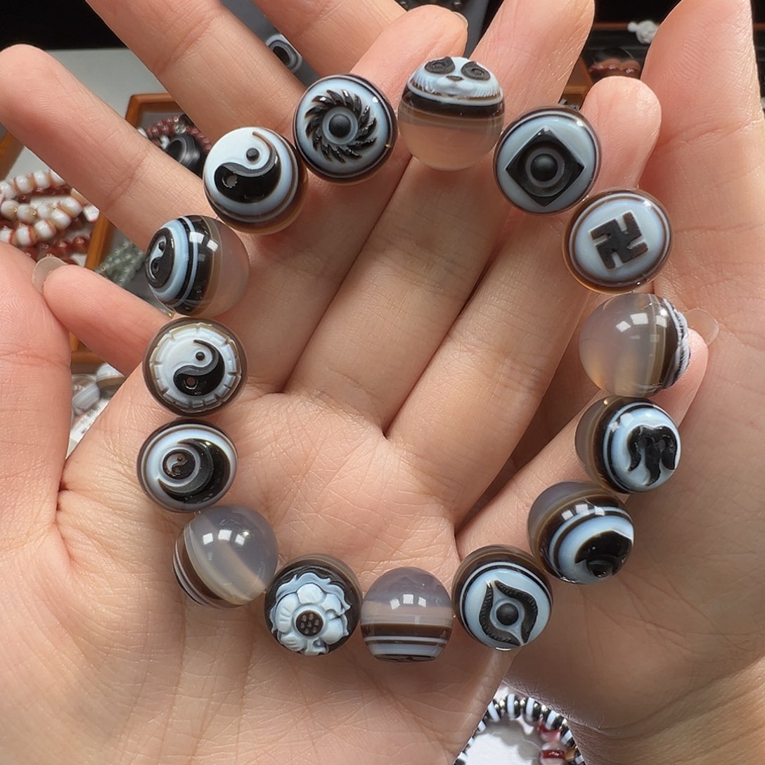 贺***贺玛瑙/玉髓未镶嵌手串