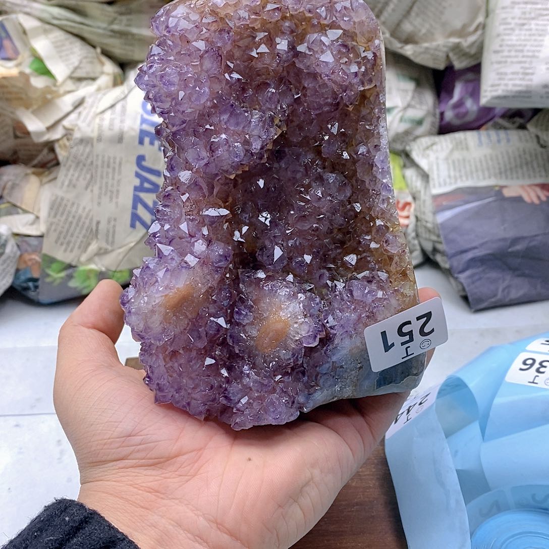 紫晶大型摆件（非配饰）未镶嵌