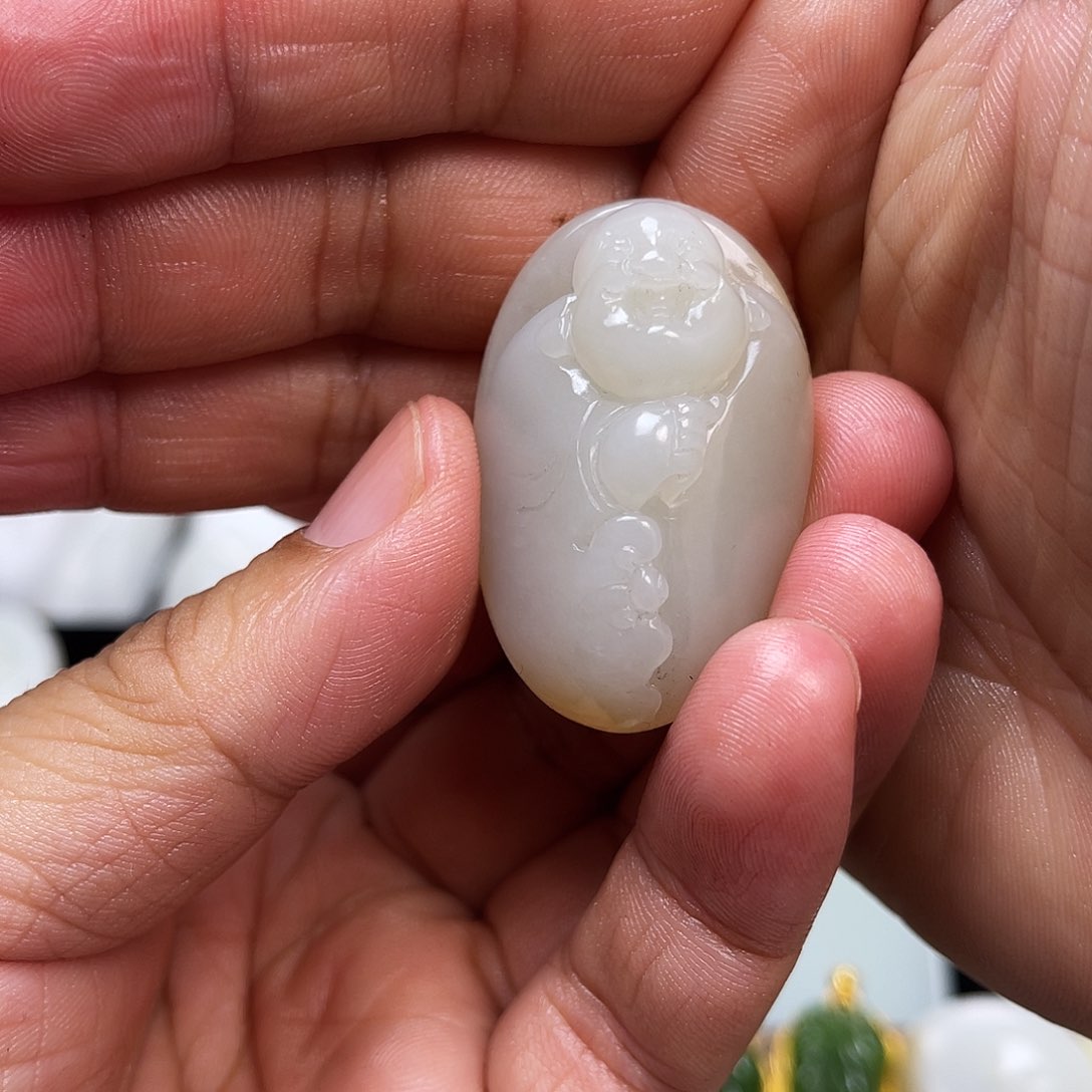 和田玉颈饰未镶嵌