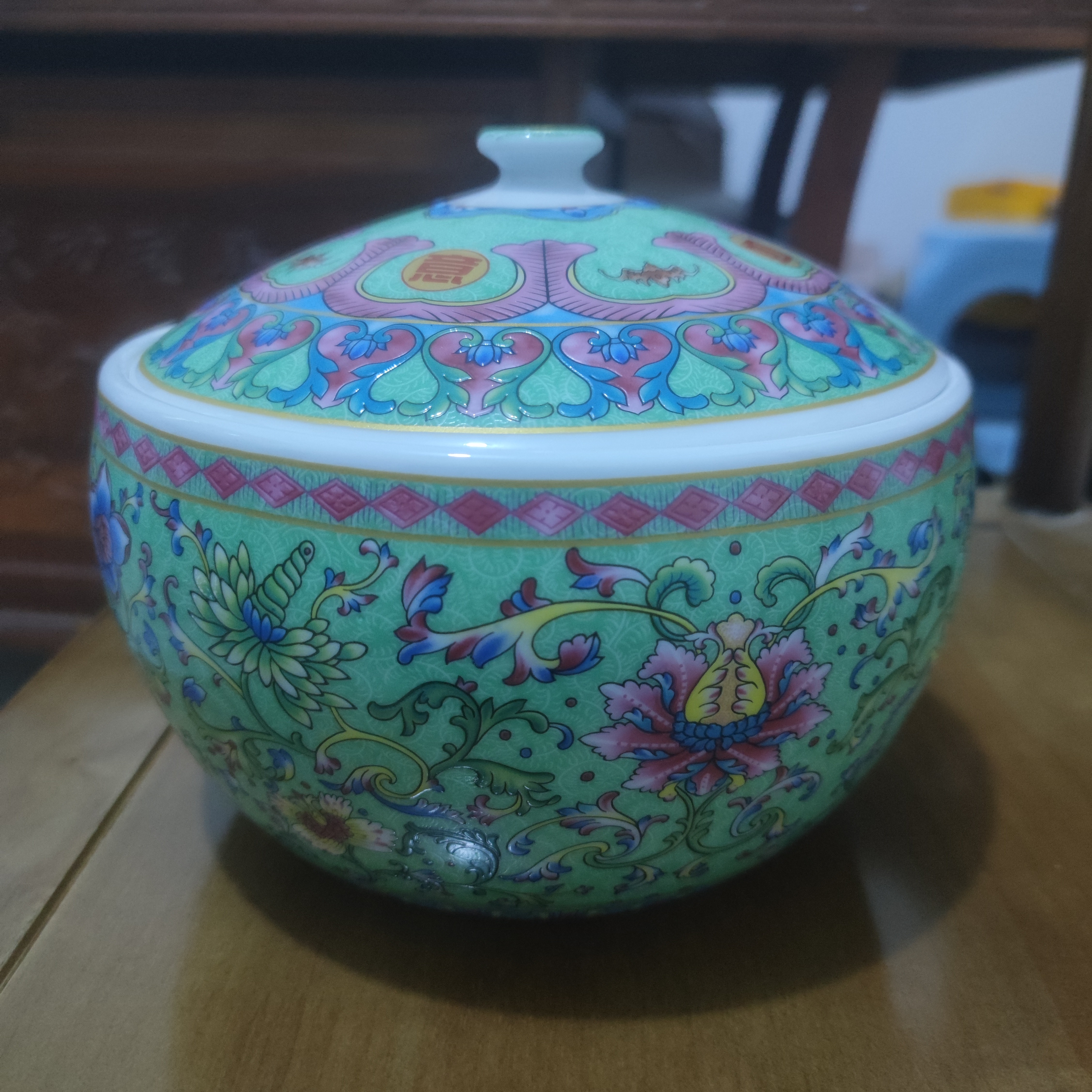 高度13肚18.5景德镇陶瓷青色珐琅彩罐178