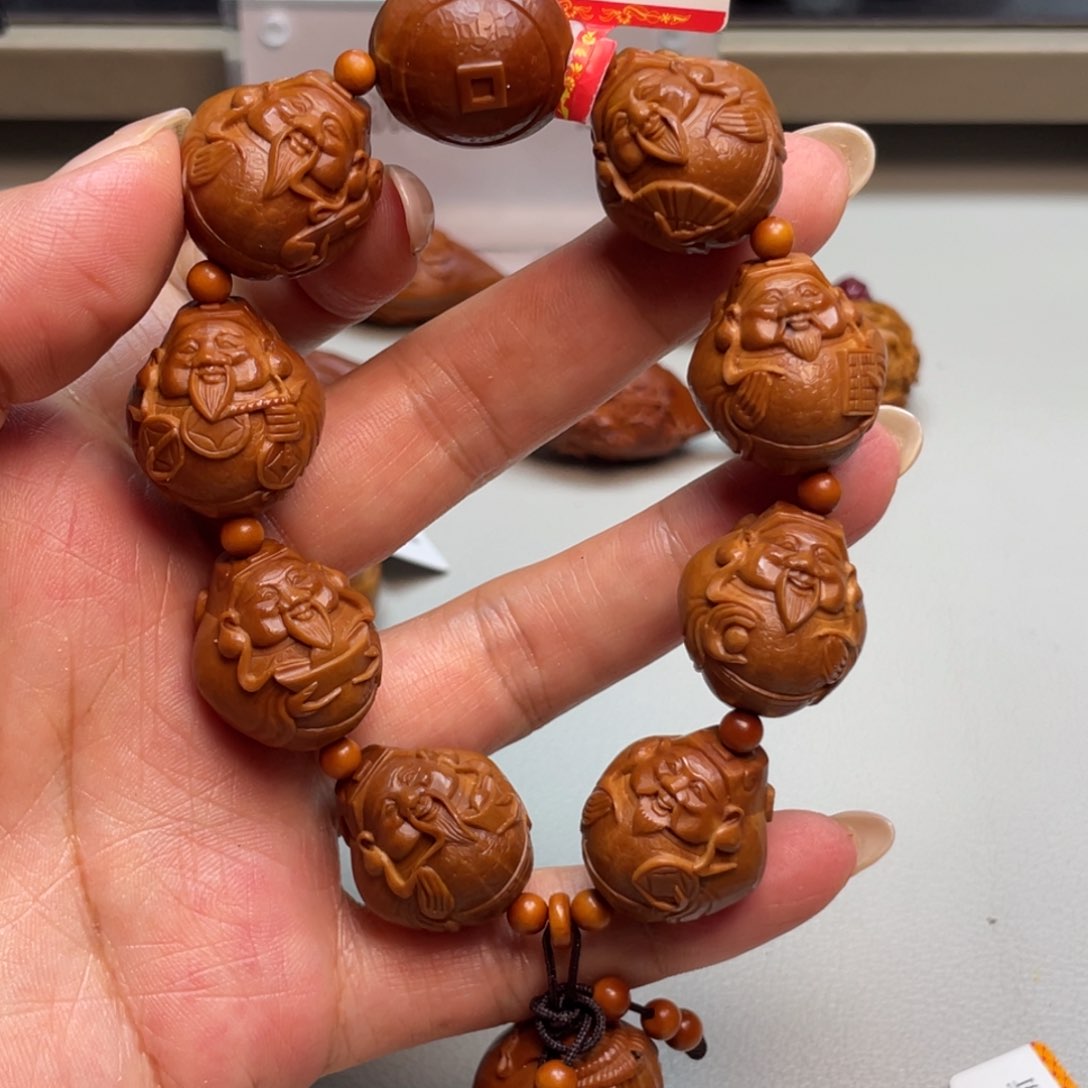 吊坠橄榄核财源滚滚