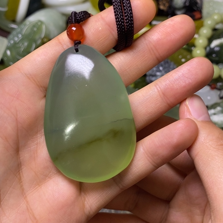 岫玉未镶嵌岫玉把件
