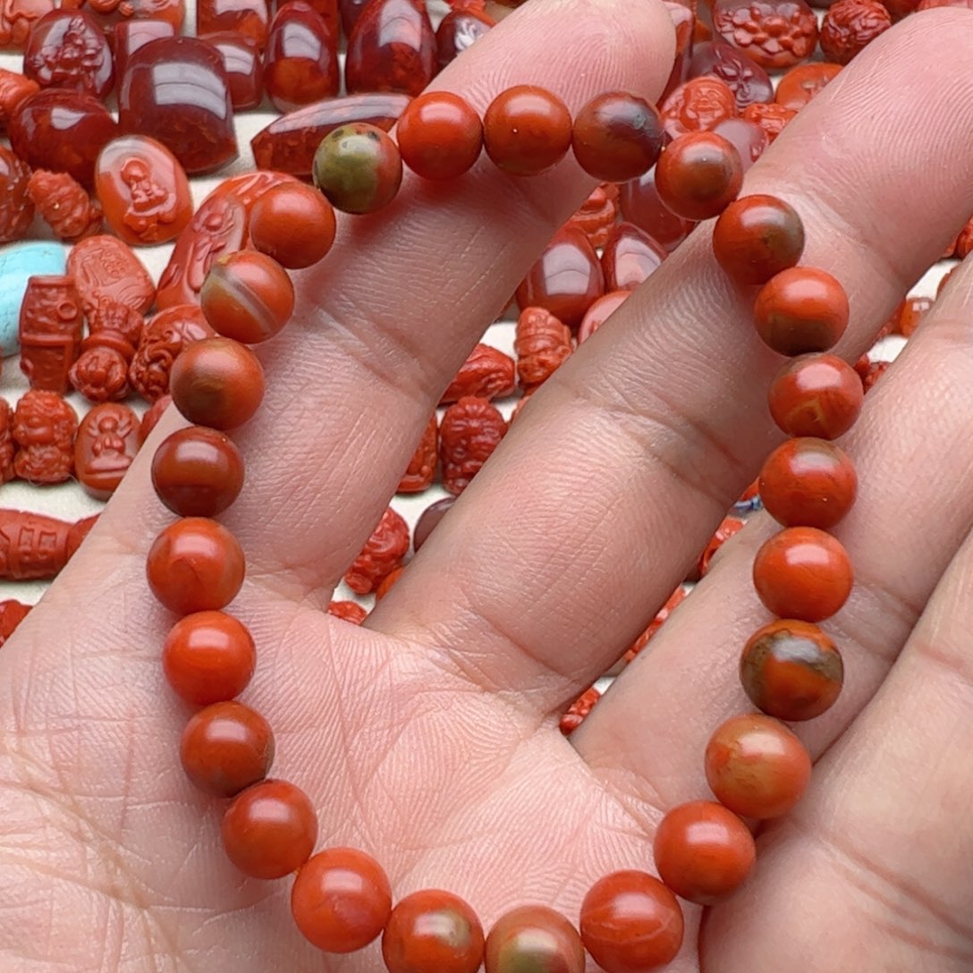 南红玛瑙配饰未镶嵌