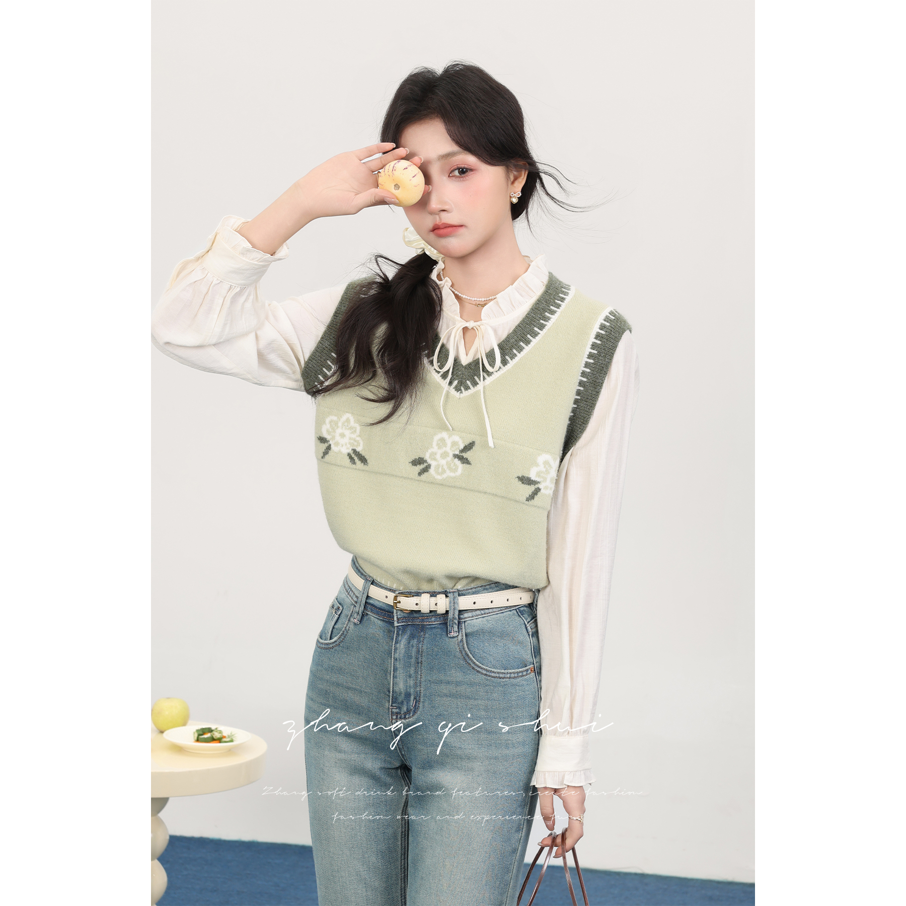 张汽水早秋季穿搭绿色拼接衬衫女假两件宽松通勤长袖上衣Z14749