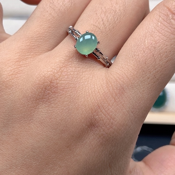 翡翠未镶嵌戒指戒指