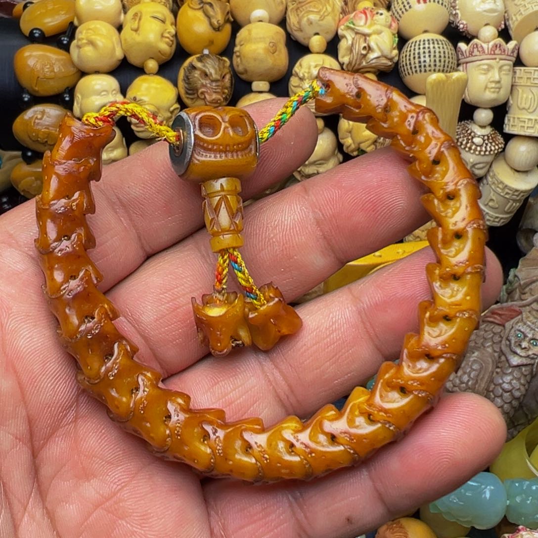 牛骨摆件78875689757975578999