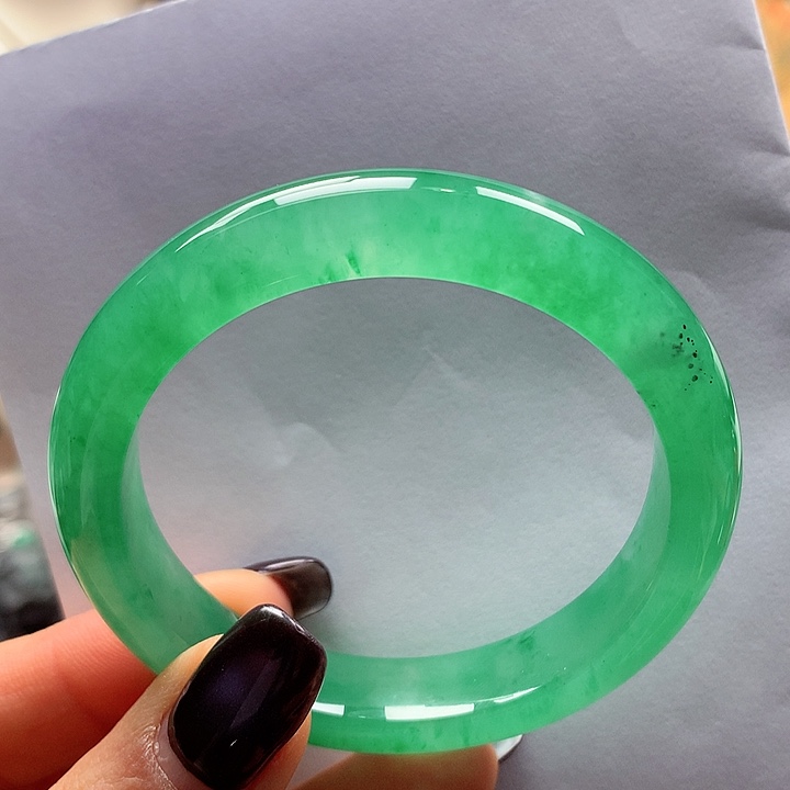 松***、石英质玉未镶嵌手镯