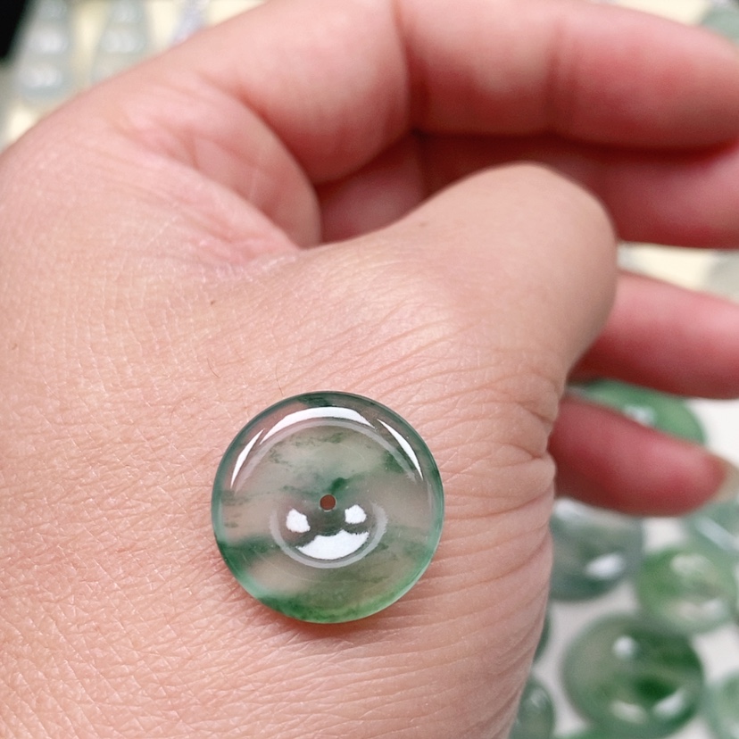 【闪购商品】颈饰未镶嵌翡翠