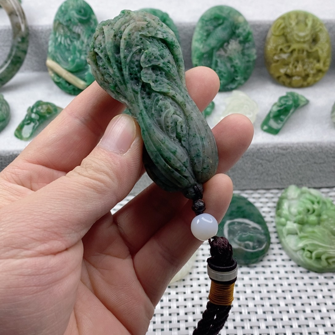 独山玉未镶嵌吊坠(不含链)